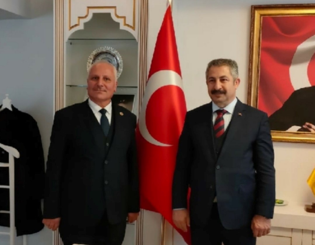 Mustafa Büyükavcıoğlu’ndan Engin Dinç’e kutlama