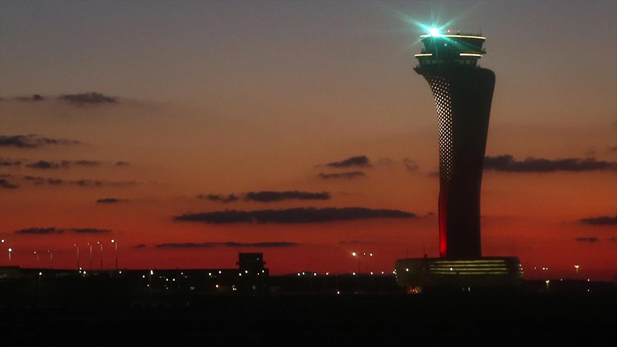 Havalimanlarında 39 milyon yolcu ağırlandı