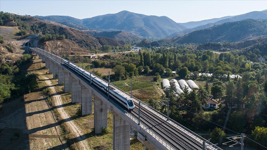 Bayram öncesi trenlerde kapasite artırıldı