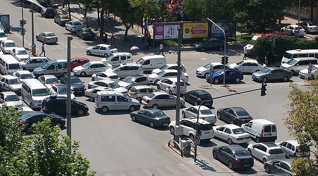 Konya'da trafiğe kayıtlı araç sayısı 800 bini geçti
