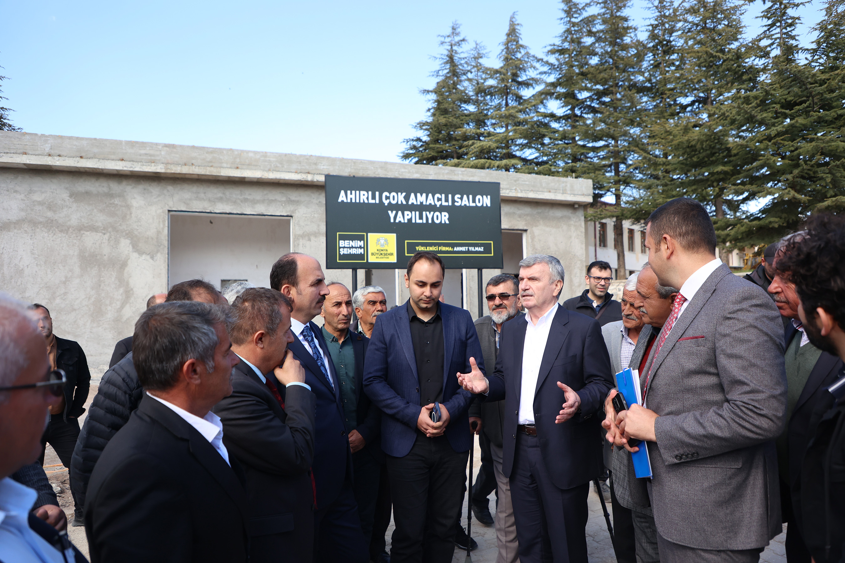 Ahırlı ve Bozkır'da vatandaşla buluştular