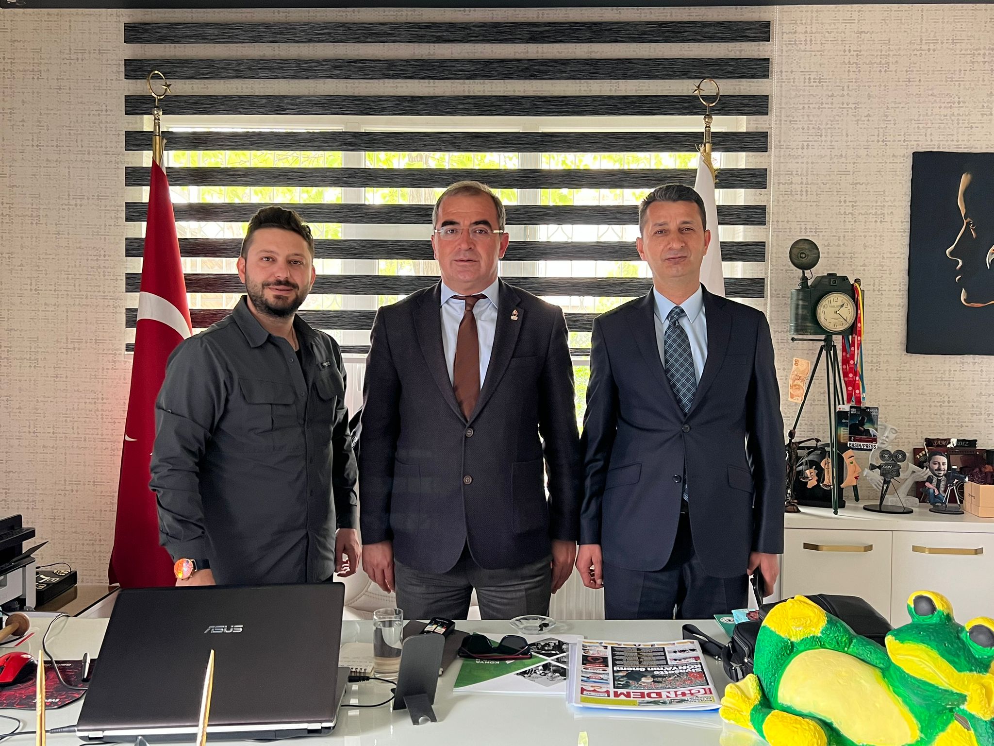 "Ülkede liyakat sistemini getireceğiz"