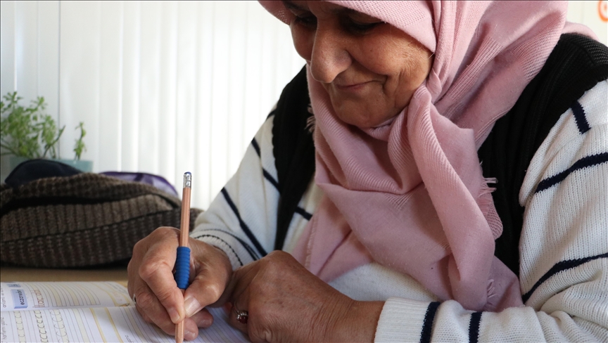 77 yaşındaki Elmas Doğan'ın gayreti