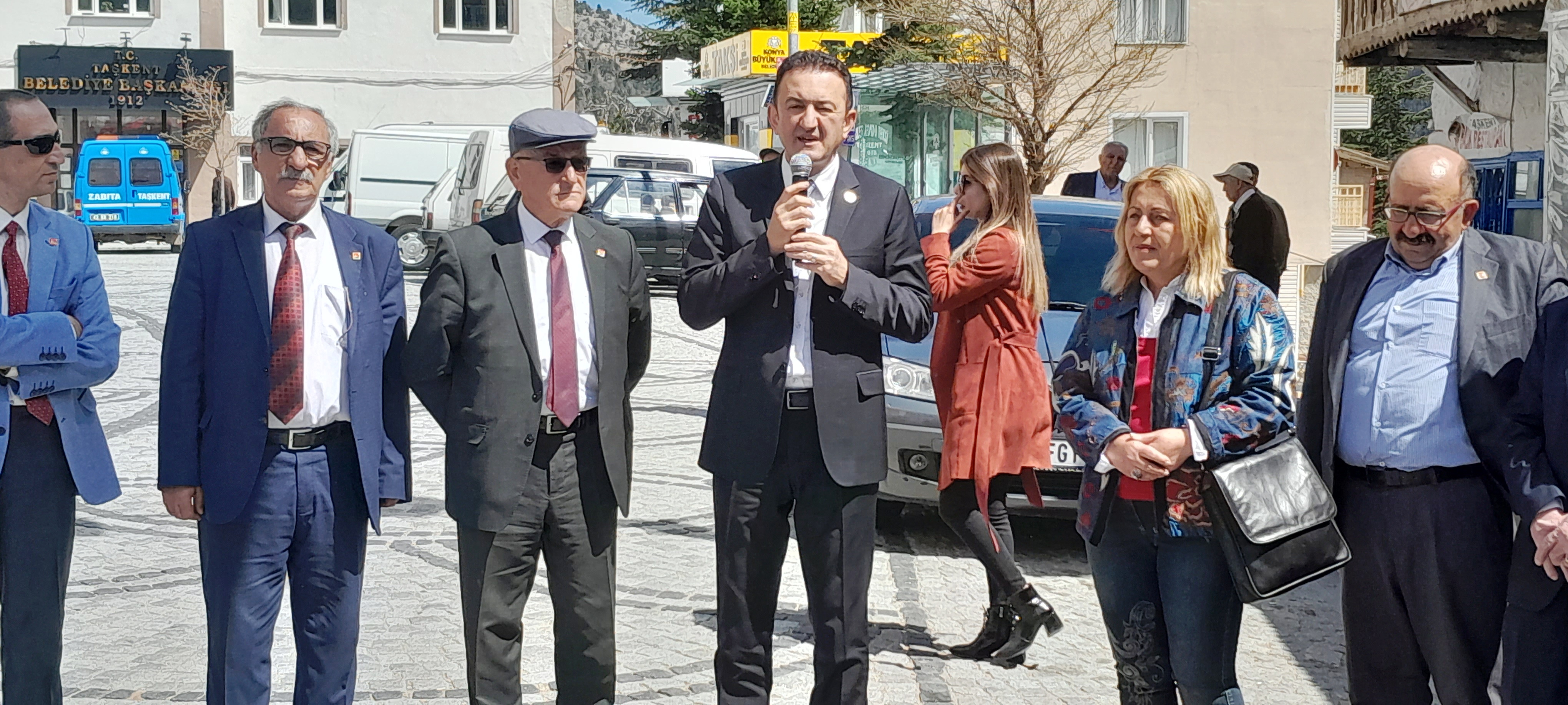 "Çocuklarımız yatağa aç girmeyecek"