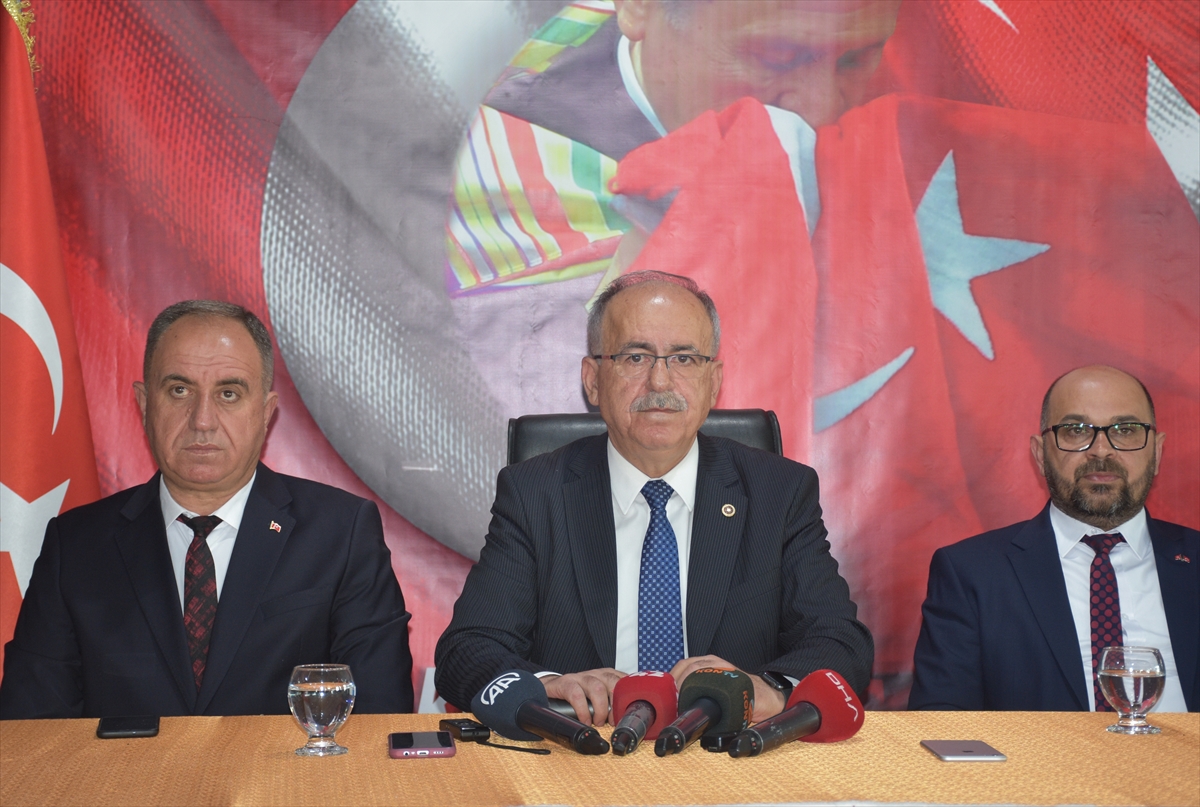 "Erzurum'da yaşananları biz de tasvip etmiyoruz"