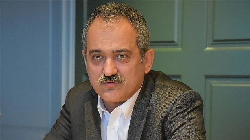 74 bin 24 depremzede öğrenci nakillerini memleketlerine aldırdı