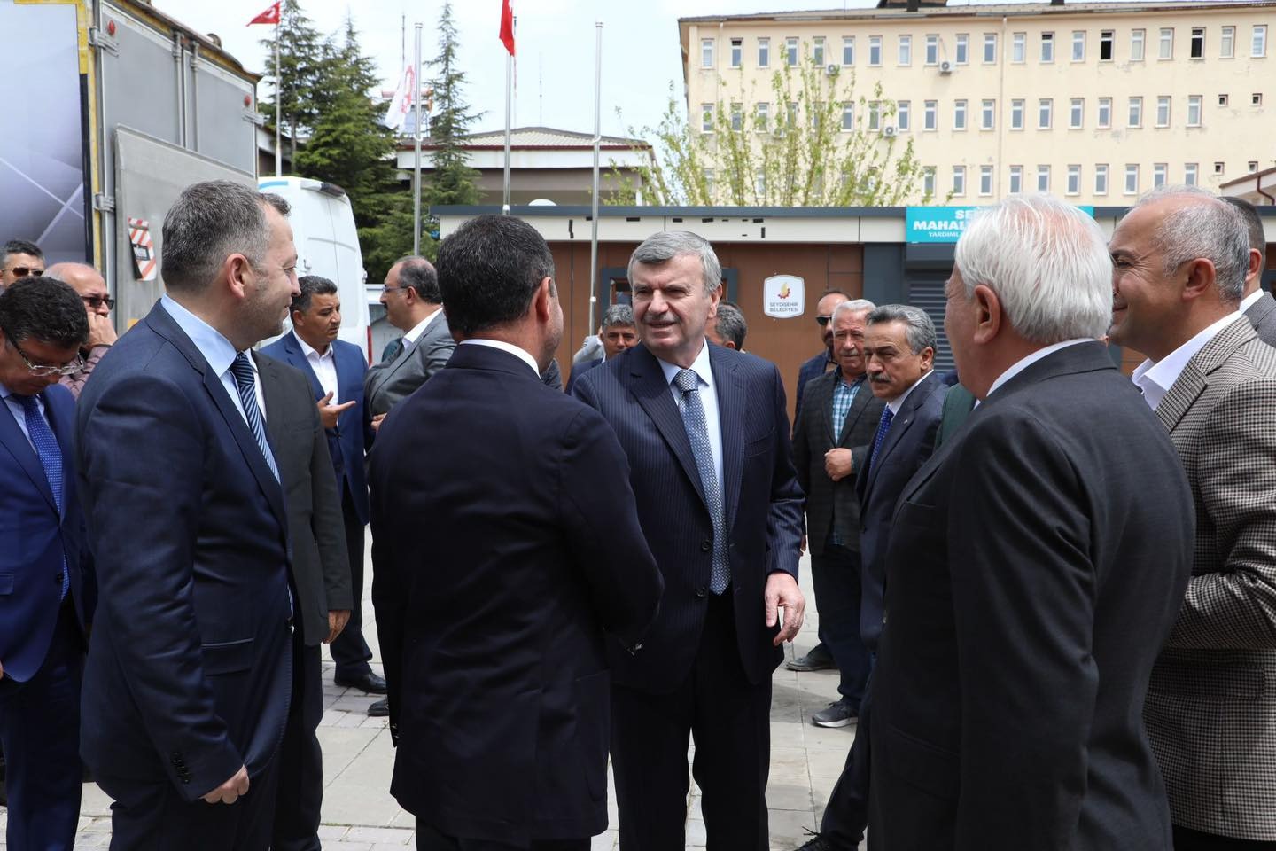 Seçim çalışmaları son sürat