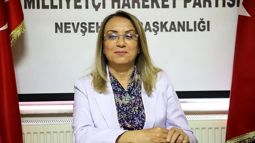 Bu ilimizden ilk kez kadın vekil çıktı
