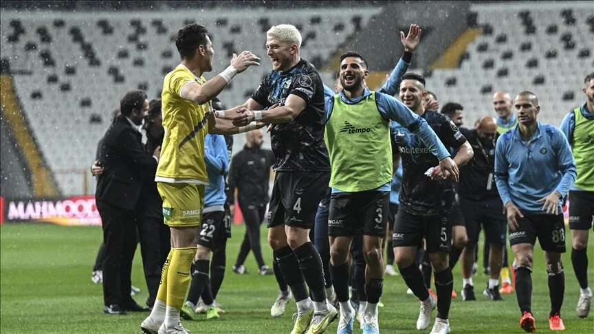Adana Demirspor deplasmanda Fatih Karagümrük'ü 3-2 mağlup etti