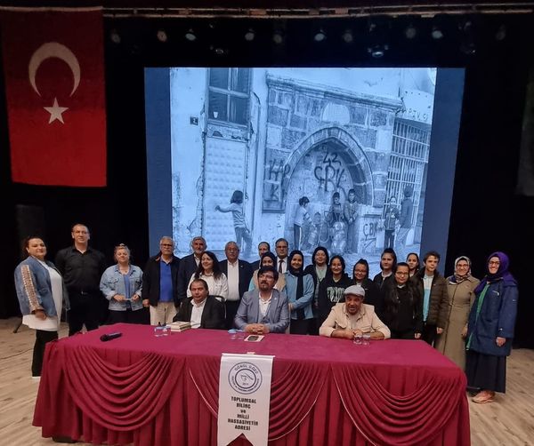 "Gönül Gözüyle Engelsiz Portreler"