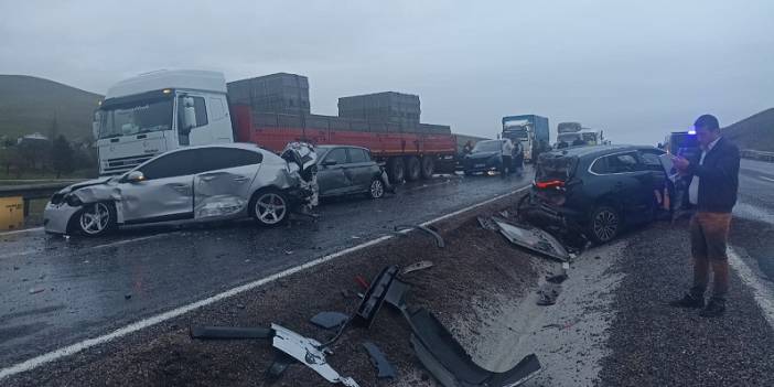 Yolcu otobüsü 10 araca çarparak durabildi