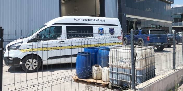 Pres makinesine sıkışan işçi öldü