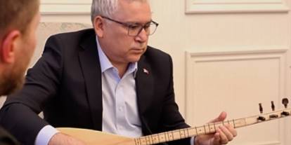 Vali çaldı çoban söyledi