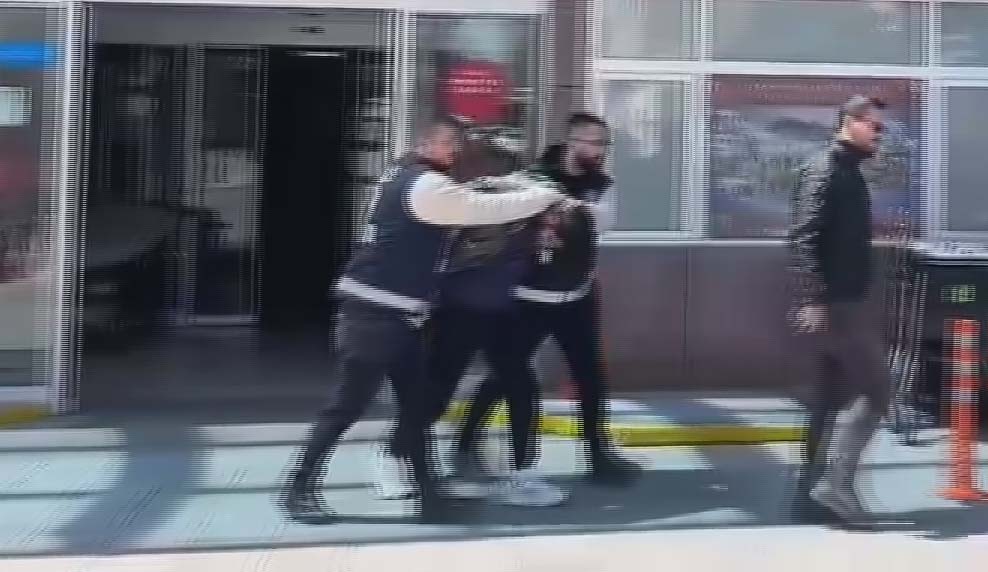 tutuk.jpg