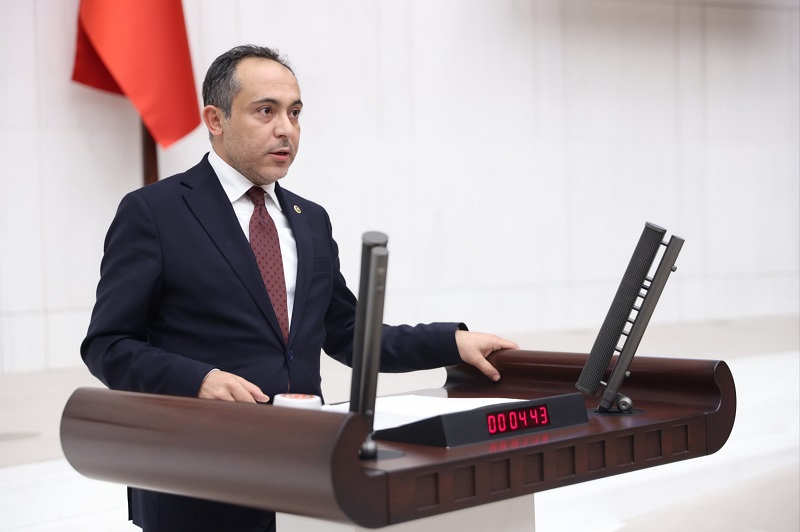 konur-alp-kocak19.jpg